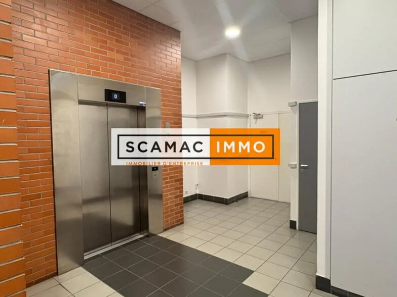 Industriel/Logistique dans Chevilly-Larue à louer - Photo intérieure – Image 2 sur 15