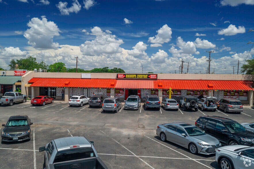 8721-8739 Grissom Rd, San Antonio, TX à vendre - Photo de l’immeuble – Image 3 sur 9