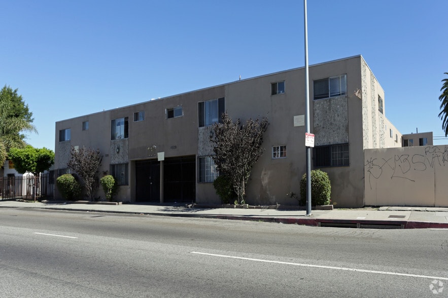 10520 S Figueroa St, Los Angeles, CA à vendre - Photo principale – Image 1 sur 79