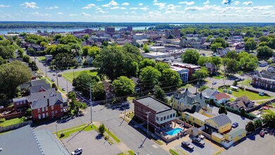 333 N 9th St, Paducah, KY - VUE AÉRIENNE vue de carte - Image1