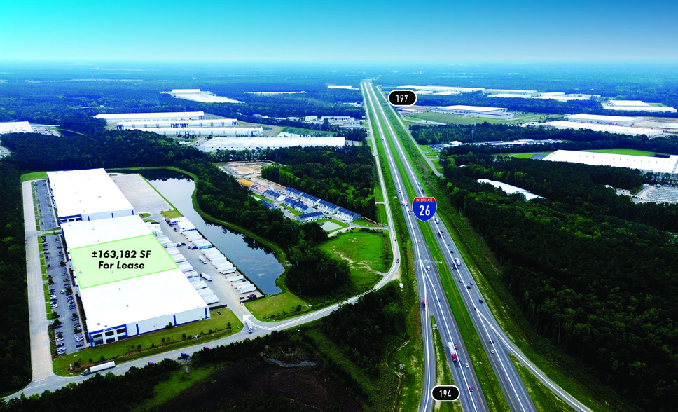 830 Drop Off Dr, Summerville, SC à louer - Photo de l’immeuble – Image 1 sur 3