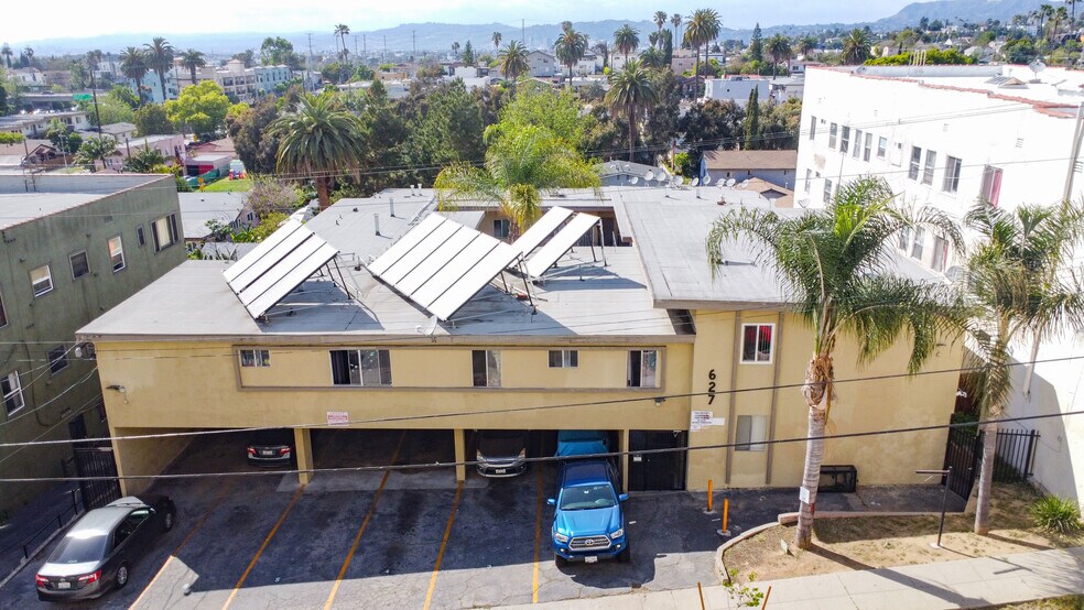 627 Coronado Ter, Los Angeles, CA à vendre - Photo de l’immeuble – Image 3 sur 20