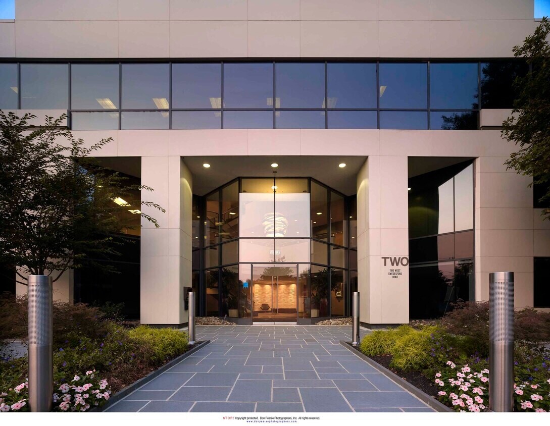 1160 W Swedesford Rd, Berwyn, PA à louer Photo de l’immeuble– Image 1 sur 5