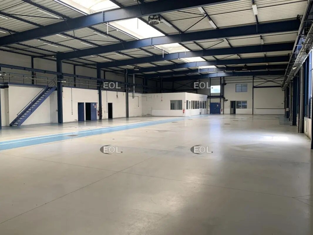 Local d'activités dans Le Plessis-Bouchard à vendre Photo intérieure– Image 1 sur 1