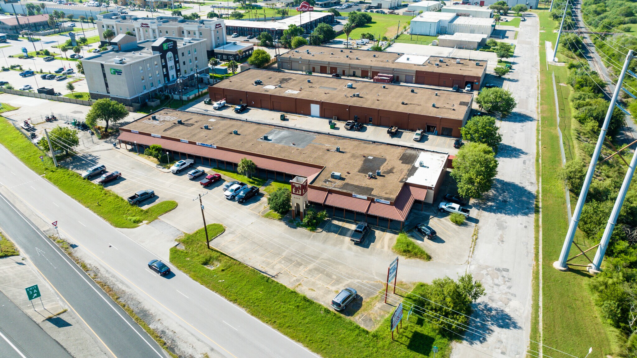 5233 IH 37, Corpus Christi, TX à louer Photo de l’immeuble– Image 1 sur 7