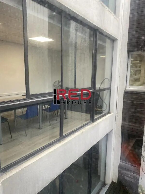 Bureau dans Aubagne à louer Photo de l’immeuble– Image 1 sur 5