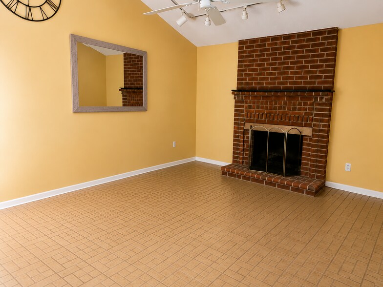 1501 S US Highway 259, Henderson, TX à vendre - Photo de l’immeuble – Image 2 sur 12