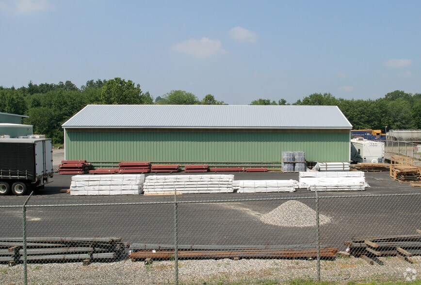 122 Route 32, North Franklin, CT à louer - Photo de l’immeuble – Image 3 sur 3