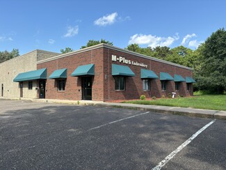 Plus de détails pour 5 VIKING Dr W, Little Canada, MN - Local d'activités à louer