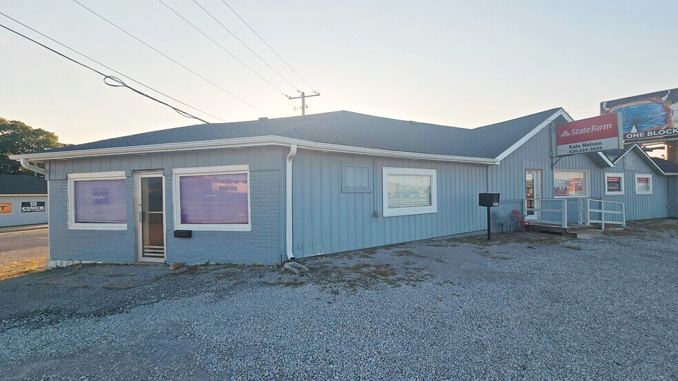 1801 S National, Fort Scott, KS à vendre - Photo de l’immeuble – Image 3 sur 40