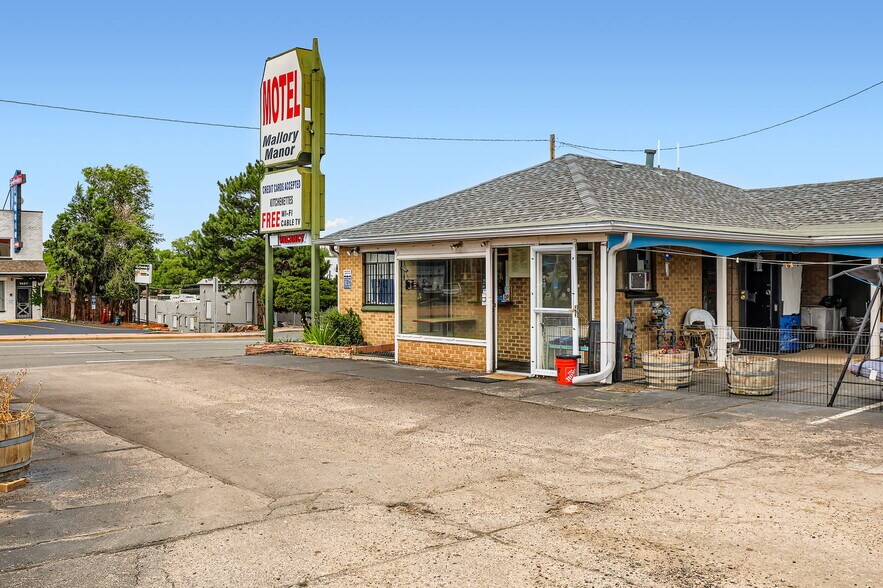 9600 W Colfax Ave, Lakewood, CO à vendre - Photo de l’immeuble – Image 3 sur 60