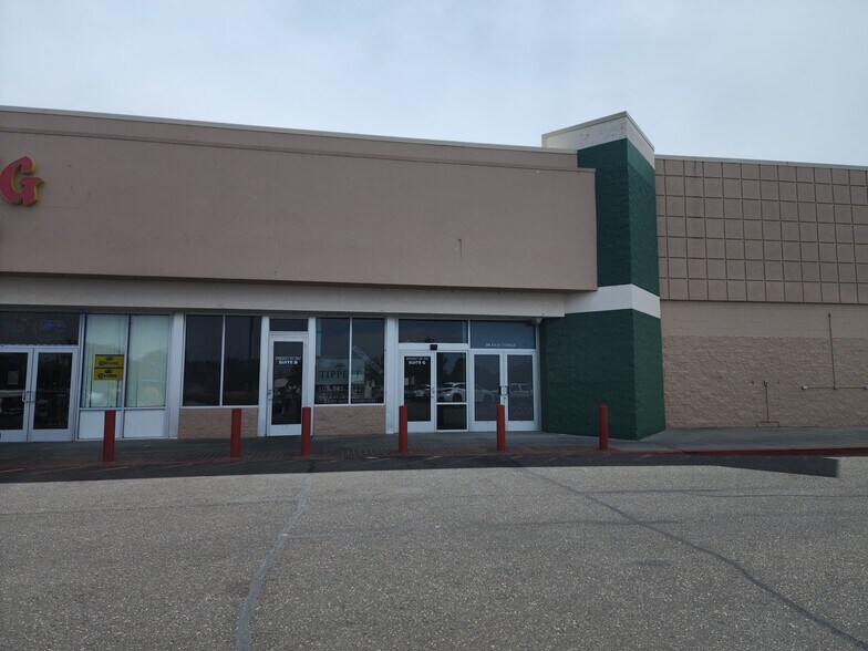 7011 W Canal Dr, Kennewick, WA à louer - Photo de l’immeuble – Image 3 sur 15