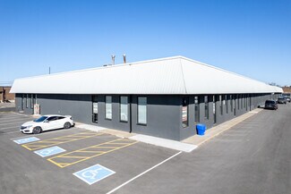 Plus de détails pour 582 Rivermede Rd, Concord, ON - Industriel/Logistique à vendre