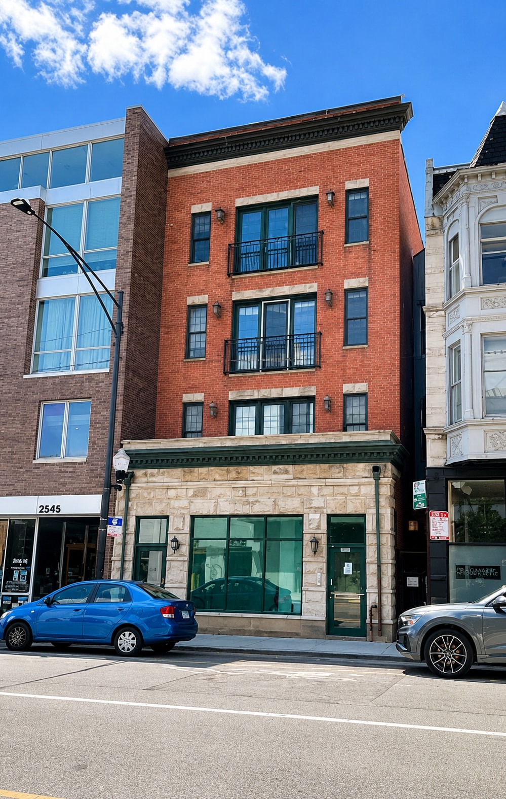 2650 N Halsted St, Chicago, IL à louer Photo de l’immeuble– Image 1 sur 12