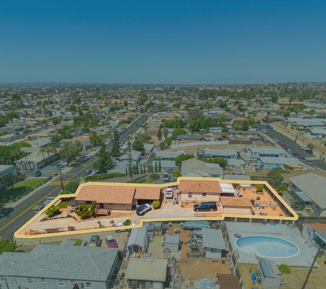 2245 S Lanoitan Ave, National City, CA à vendre - Photo de l’immeuble – Image 2 sur 17