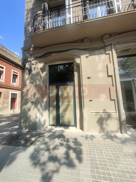 Local commercial dans Barcelone, Barcelona à louer - Photo de l’immeuble – Image 2 sur 6