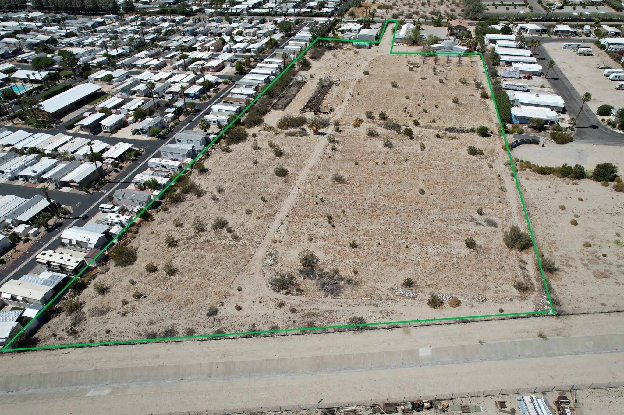 5.19 Acres On Aurora Rd, Desert Hot Springs, CA à vendre Photo principale– Image 1 sur 17