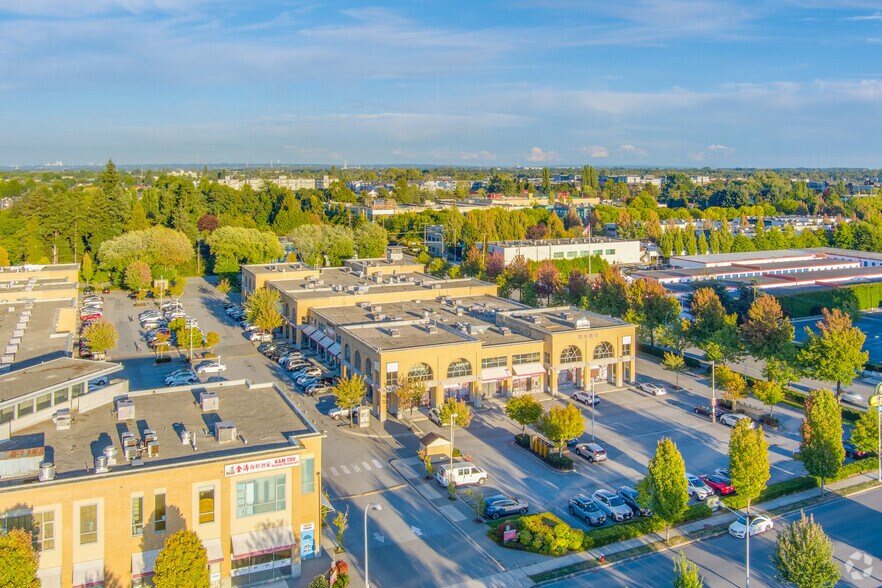 3779 Sexsmith Rd, Richmond, BC à vendre - Aérien – Image 3 sur 8
