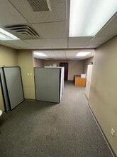 411 W Lake Lansing Rd, East Lansing, MI à louer Photo intérieure– Image 1 sur 6
