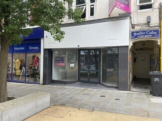 Plus de détails pour 30 Middle St, Yeovil - Local commercial à louer