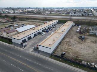 Plus de détails pour 801 Brundage Ln, Bakersfield, CA - Local d'activités à louer