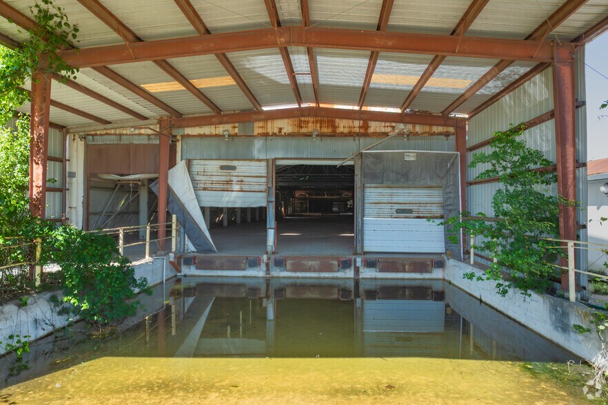 1001 Rainer Rd, West Memphis, AR à louer - Photo de l’immeuble – Image 3 sur 18