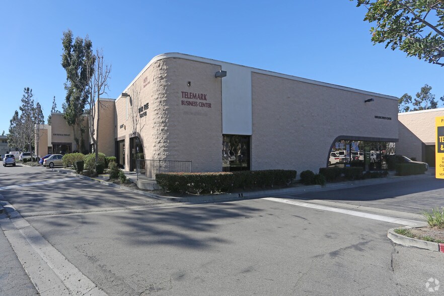 4601 Telephone Rd, Ventura, CA à louer - Photo de l’immeuble – Image 2 sur 4