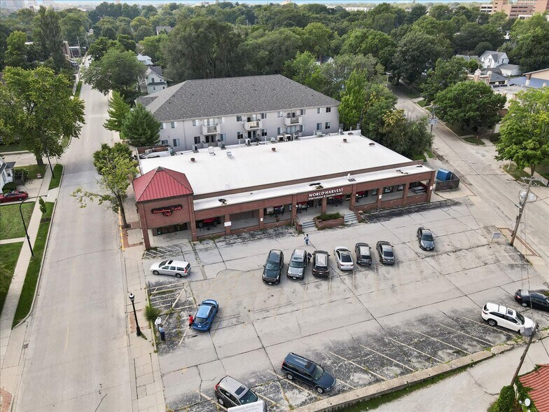 306 Springfield Ave, Urbana, IL à vendre - Photo de l’immeuble – Image 2 sur 39