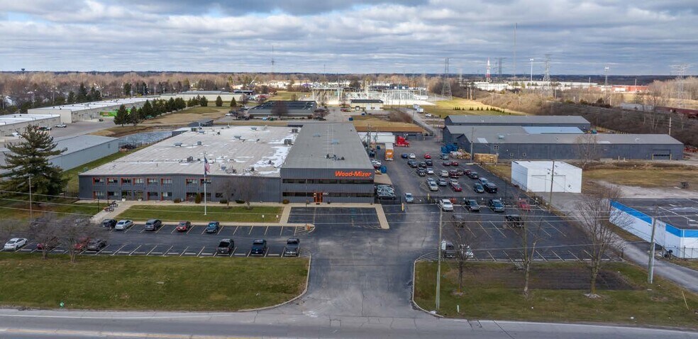 Industrial Campus For Sale portefeuille de 7 biens à vendre sur LoopNet.fr - Photo de l’immeuble – Image 2 sur 12