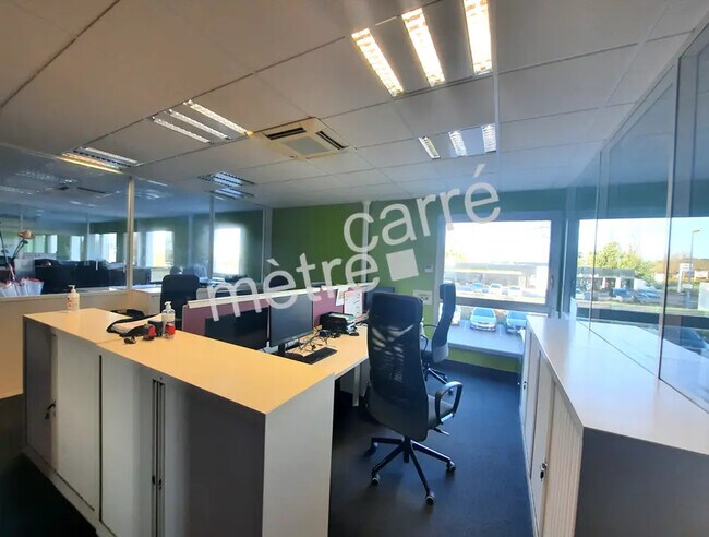 Plus de détails pour Bureau à louer