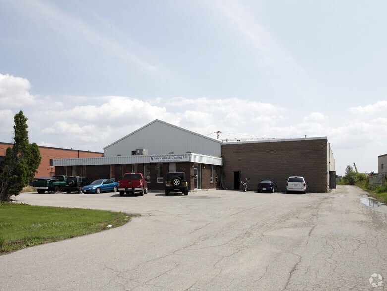 140 Healey Rd, Caledon, ON à louer - Photo principale – Image 1 sur 2