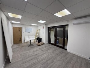 Ash Rd, New Ash Green à louer Photo intérieure– Image 1 sur 4