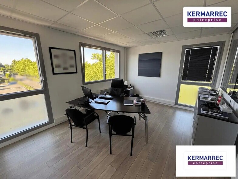 Bureau dans Vannes à louer - Photo de l’immeuble – Image 1 sur 1