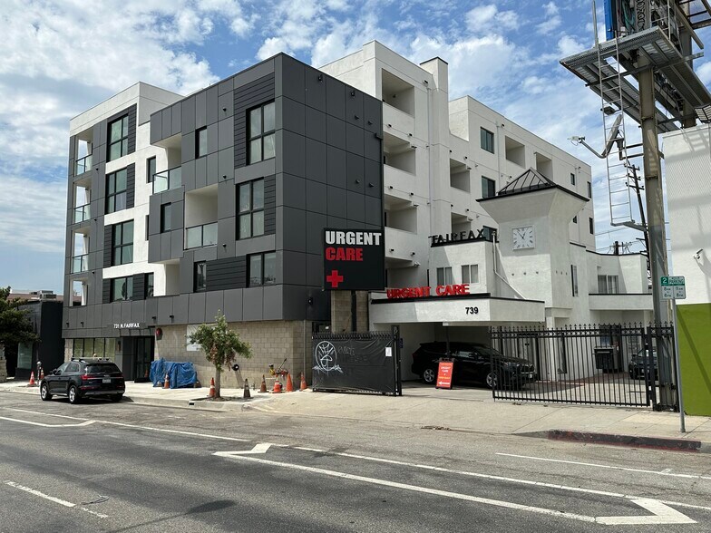 739-741 N Fairfax Ave, Los Angeles, CA à louer - Photo de l’immeuble – Image 1 sur 14