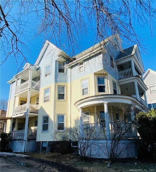 511 Maple Ave, Hartford, CT à vendre - Photo principale – Image 1 sur 1