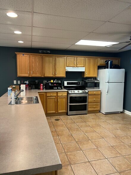 6100 Clarks Creek Rd, Plainfield, IN à louer - Photo intérieure – Image 3 sur 6