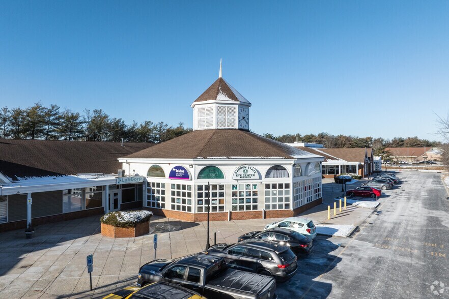 1 Plaza Dr, Toms River, NJ à louer - Photo de l’immeuble – Image 2 sur 4