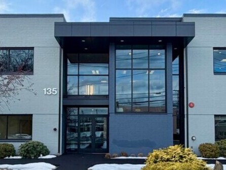 135 South Rd, Bedford, MA à louer Photo principale– Image 1 sur 6