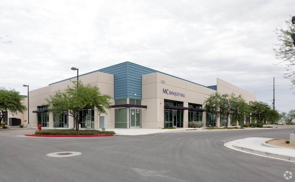 4339 N Corporate Center Dr, North Las Vegas, NV à louer - Photo principale – Image 1 sur 7