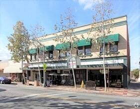 132-140 S Glassell St, Orange, CA à louer Photo intérieure– Image 1 sur 2