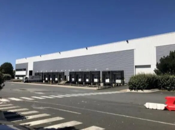 Industriel/Logistique dans Combs-la-Ville à louer - Photo de l’immeuble – Image 1 sur 4