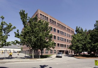 Plus de détails pour 33 Bartlett St, Lowell, MA - Bureau à vendre