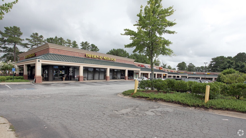 3230 Medlock Bridge Rd, Peachtree Corners, GA à louer - Photo principale – Image 1 sur 2