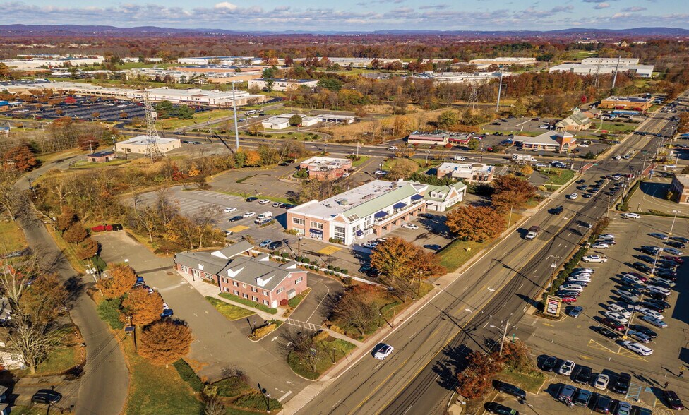 555 Passaic Ave, West Caldwell, NJ à louer - Aérien – Image 3 sur 3
