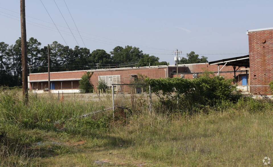 2115 S McDuffie St, Anderson, SC à vendre - Photo de l’immeuble – Image 3 sur 36