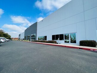 Plus de détails pour 415-449 Mountain Vista Pky, Livermore, CA - Industriel/Logistique à louer