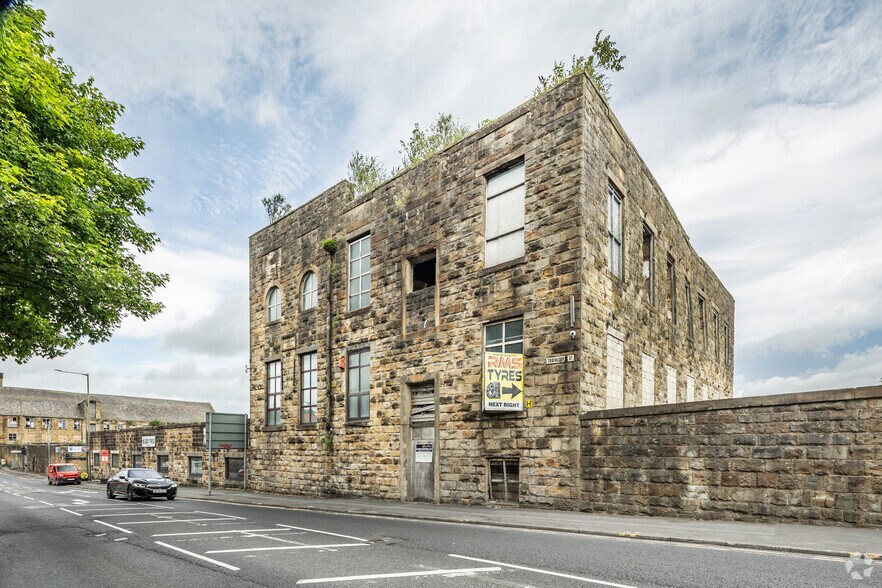 Trafalgar St, Burnley à louer - Photo de l’immeuble – Image 2 sur 2
