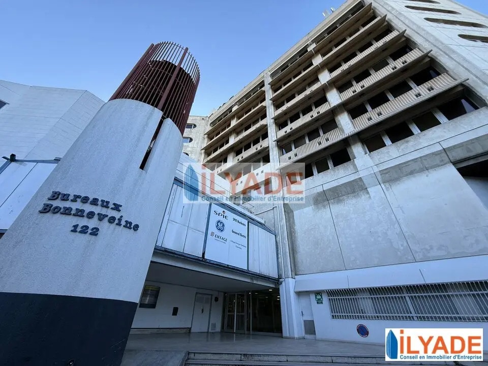 122 Avenue De Hambourg, Marseille à louer Photo de l’immeuble– Image 1 sur 12