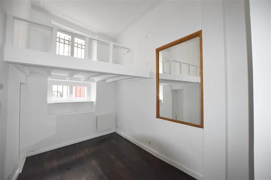 Bureau dans Paris à louer - Photo de l’immeuble – Image 1 sur 7
