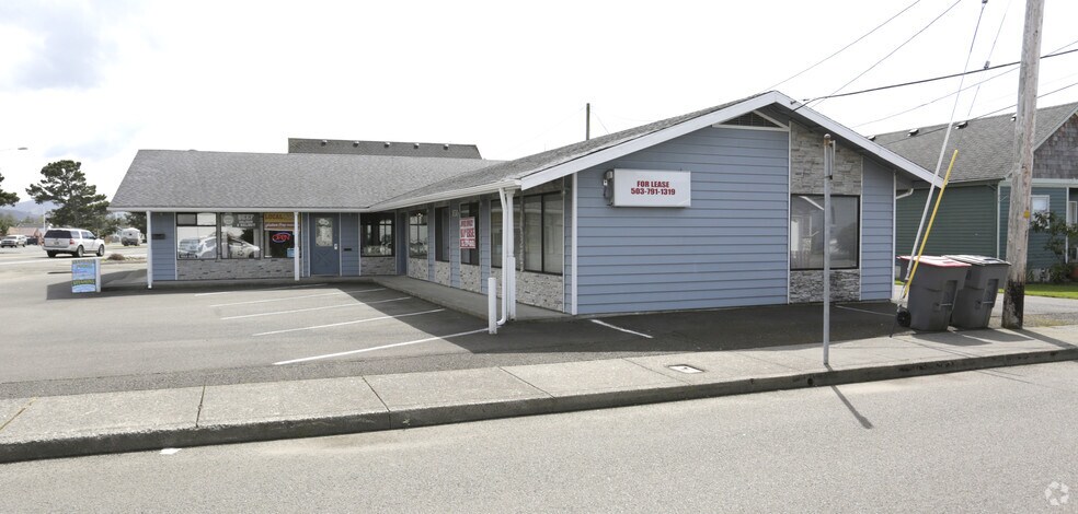 144-150 N Roosevelt Dr, Seaside, OR à louer - Photo de l’immeuble – Image 3 sur 16